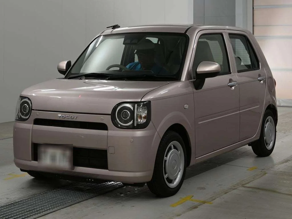 Daihatsu Mira Tocot LA550S 2023